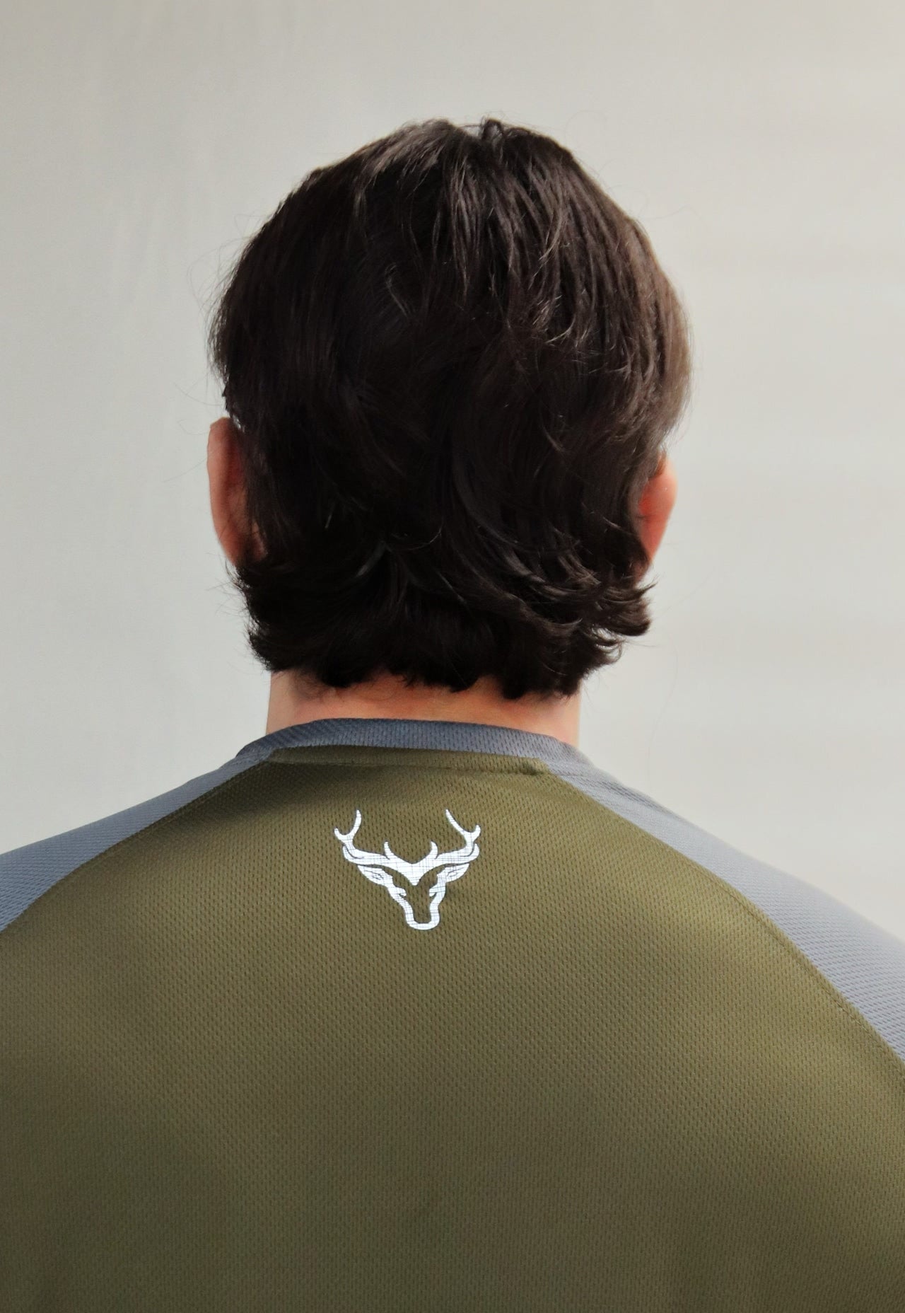 IRONNEST Athletic Raglan T-Shirt